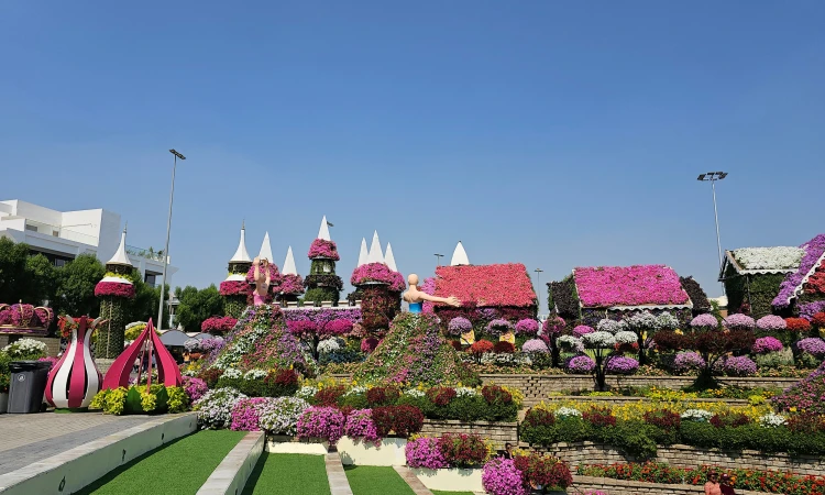 dubai miracle garden