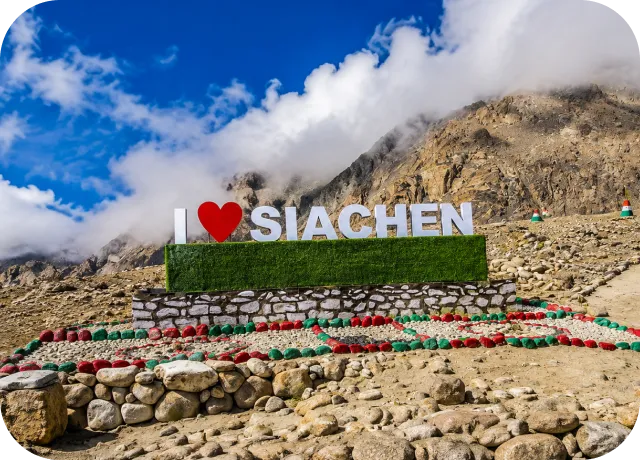Leh Ladakh Grand Circuit 6 Nights Tour